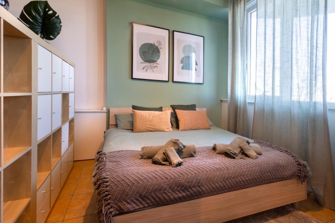 Cavour Elegante Loft In Centro Apartment Macerata Exterior photo